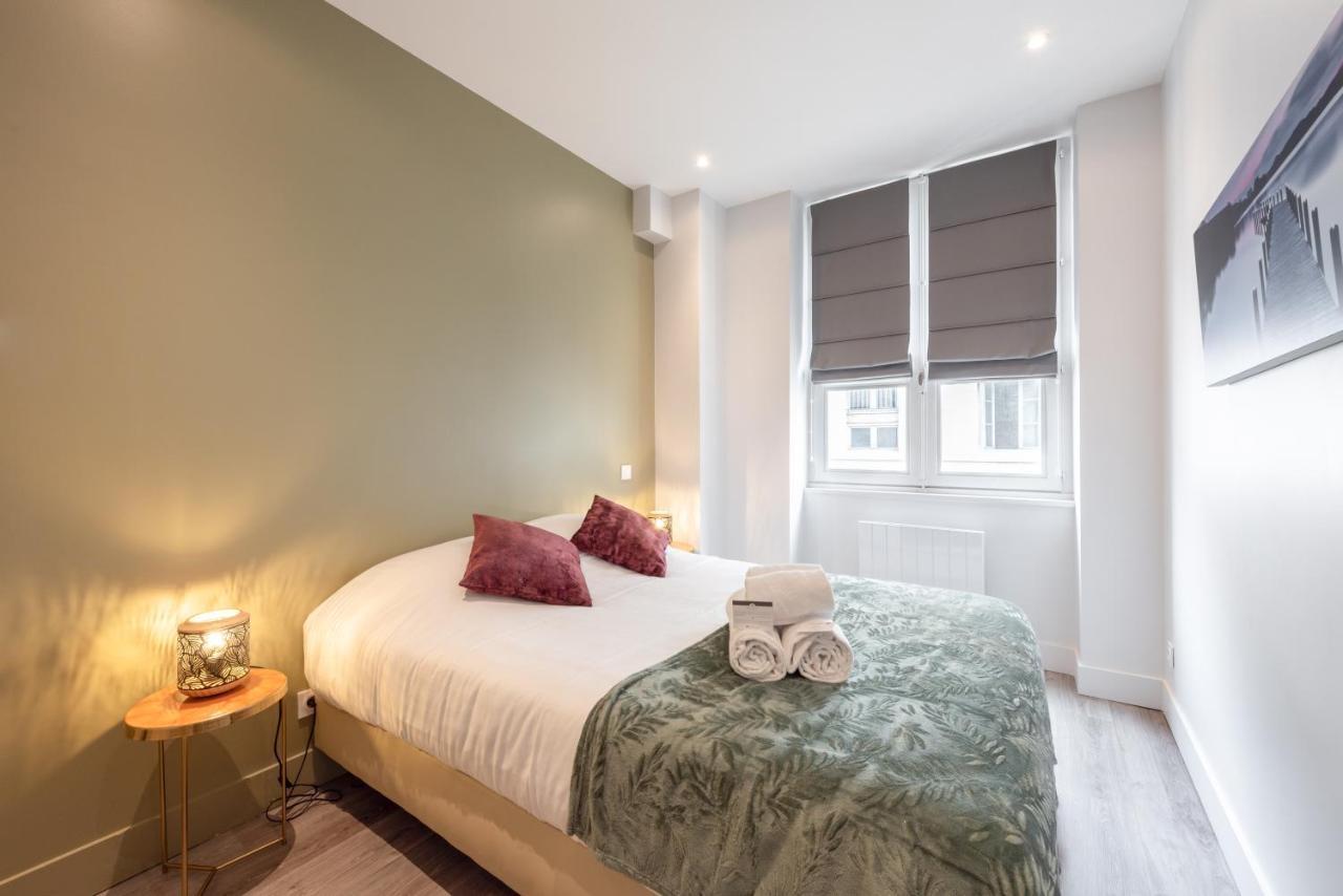 Le Pompadour - Magnifique T2 Place Bellecour 4Eme Etage Sans Ascenseur - 4Th Floor No Elevator Lyon Exterior photo